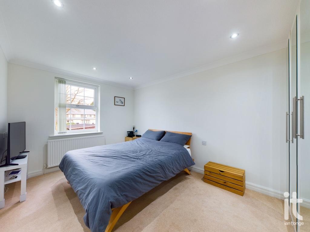 2 bedroom apartment for sale in Crest Lodge, Hilton Road, Bramhall