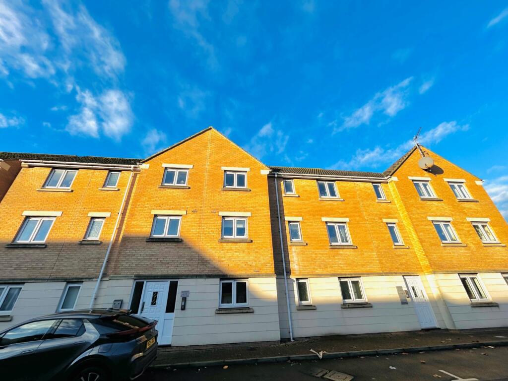Additional property image - Macfarlane Chase, Weston Super Mare, North Somerset, BS23