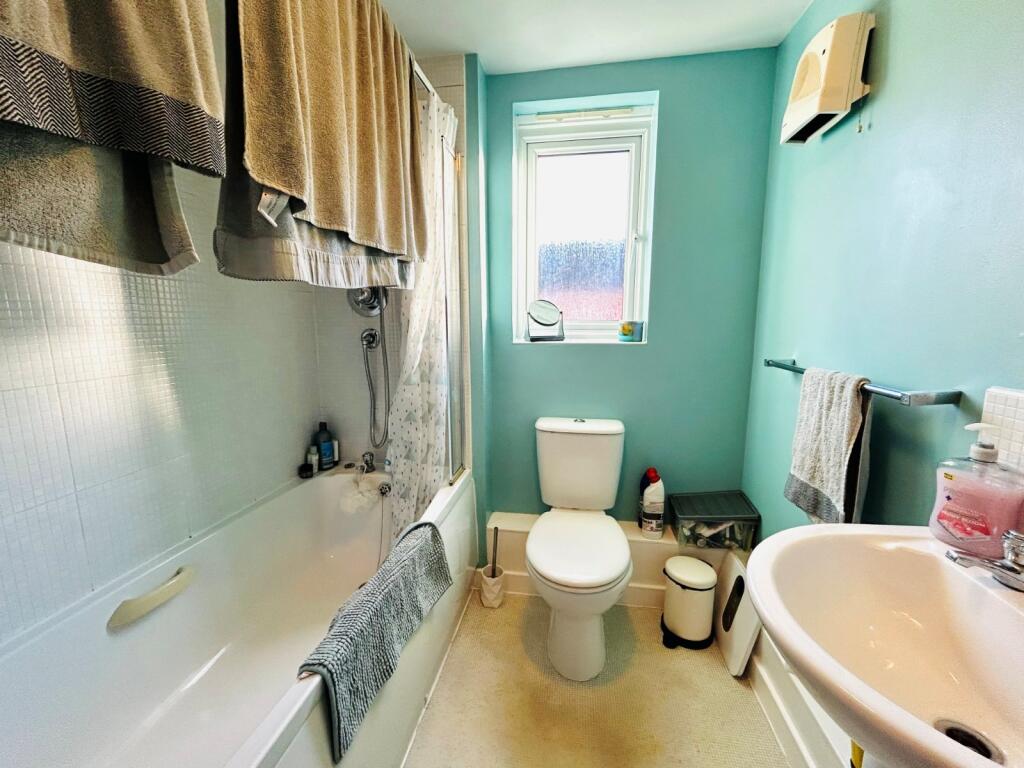 Additional property image - Macfarlane Chase, Weston Super Mare, North Somerset, BS23