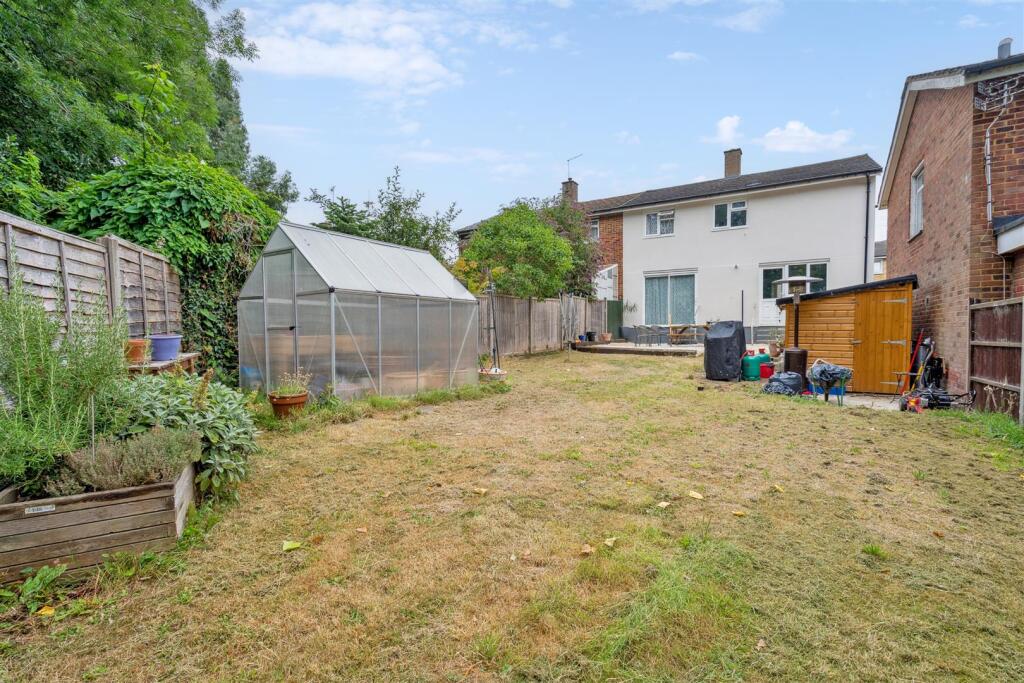 Main image of property: Fallowfield, Stevenage