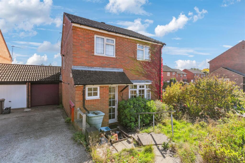Main image of property: Sheepcroft Hill, Stevenage