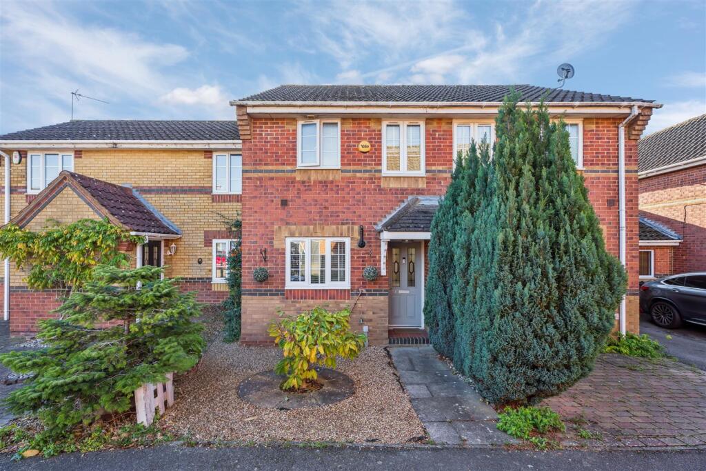 Main image of property: Augustus Gate, Stevenage