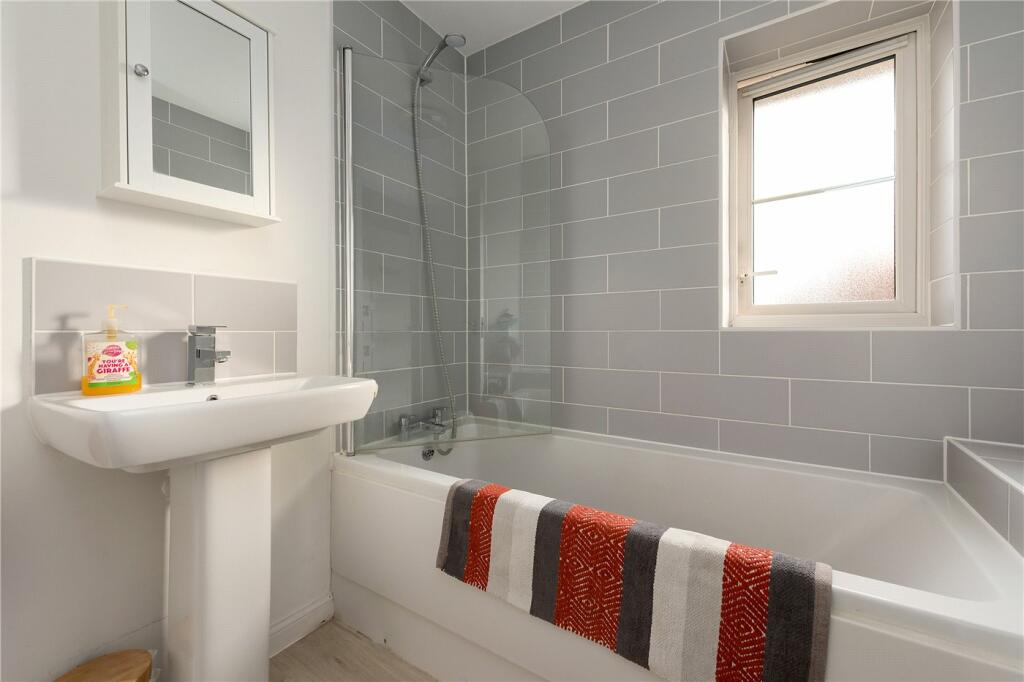 Additional property image - Millyard Road, Aylesham, Canterbury, Kent, CT3