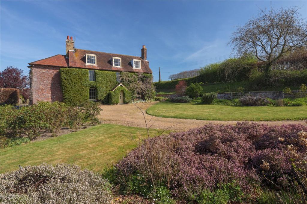 7 bedroom detached house for sale in Wenderton Lane, Wingham