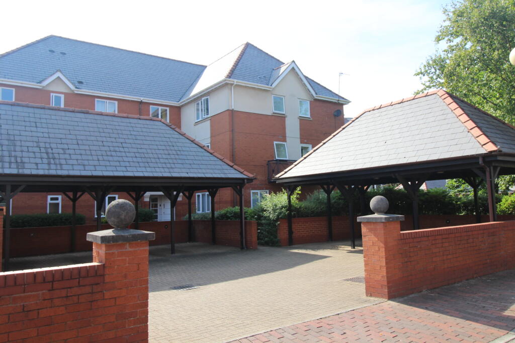 Main image of property: The Quays, Salford Quays, Salford, M50