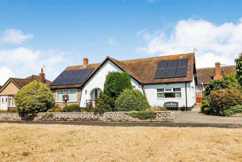 3 bedroom detached bungalow for sale in Nant Close, Rhuddlan, LL18
