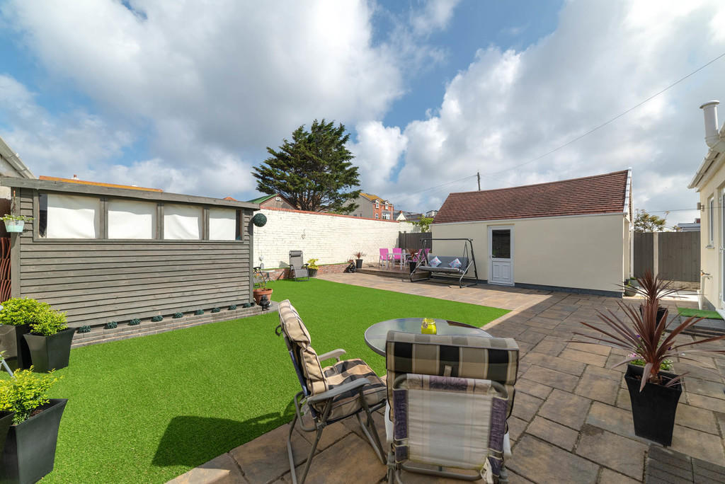 3 bedroom detached bungalow for sale in Burns Drive, Rhyl, LL18