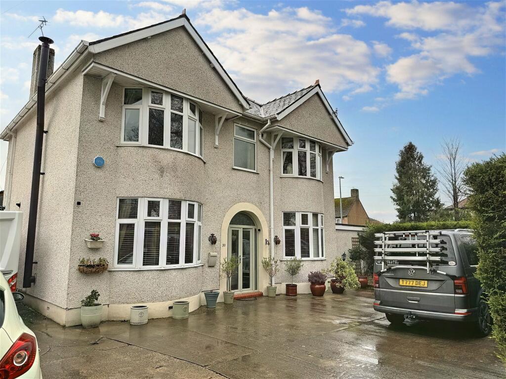 3 bedroom detached house for sale in Dundonald Avenue, Abergele, Conwy