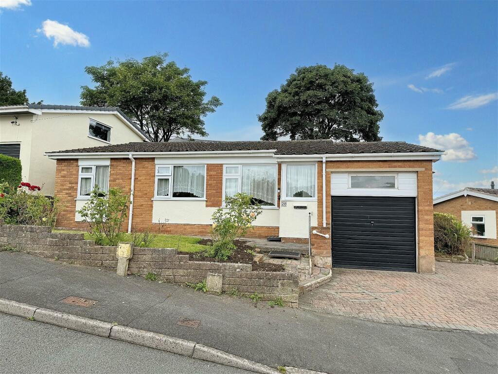 4 bedroom detached bungalow for sale in Ffordd Y Graig, Llanddulas