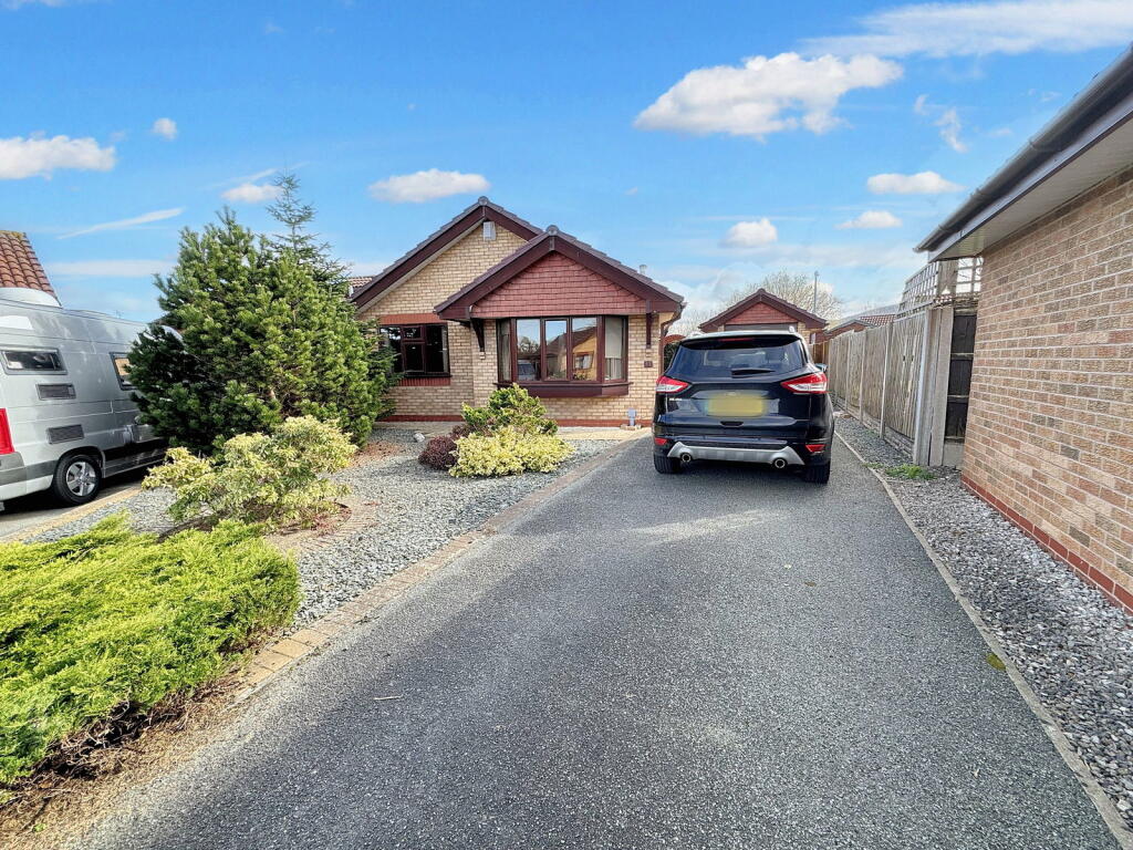 Main image of property: Lon Caradog, Abergele, Conwy, LL22 7DE