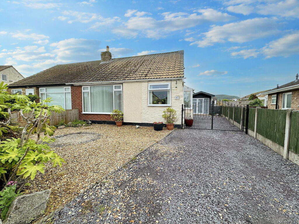 Main image of property: Lon Y Gors, Pensarn, Conwy, LL22 7RU
