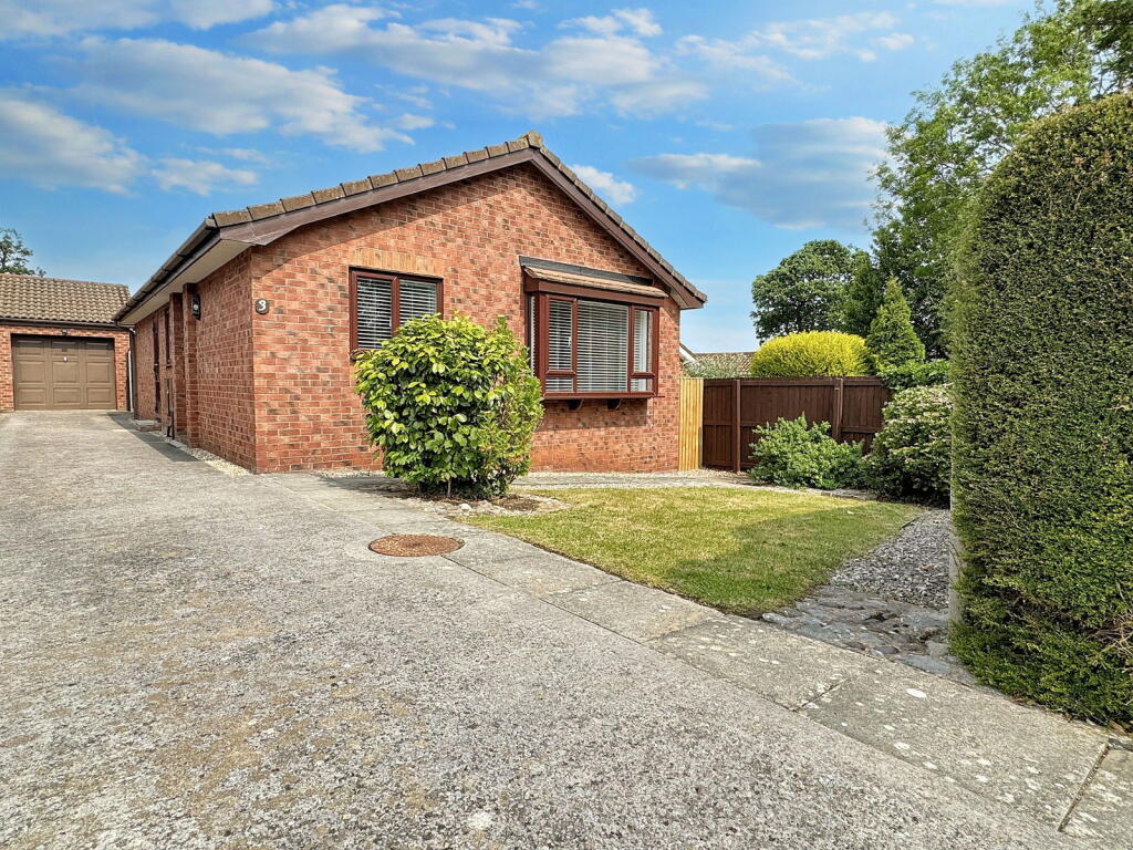 Main image of property: Lon Dawel, Abergele, Conwy, LL22 8QF