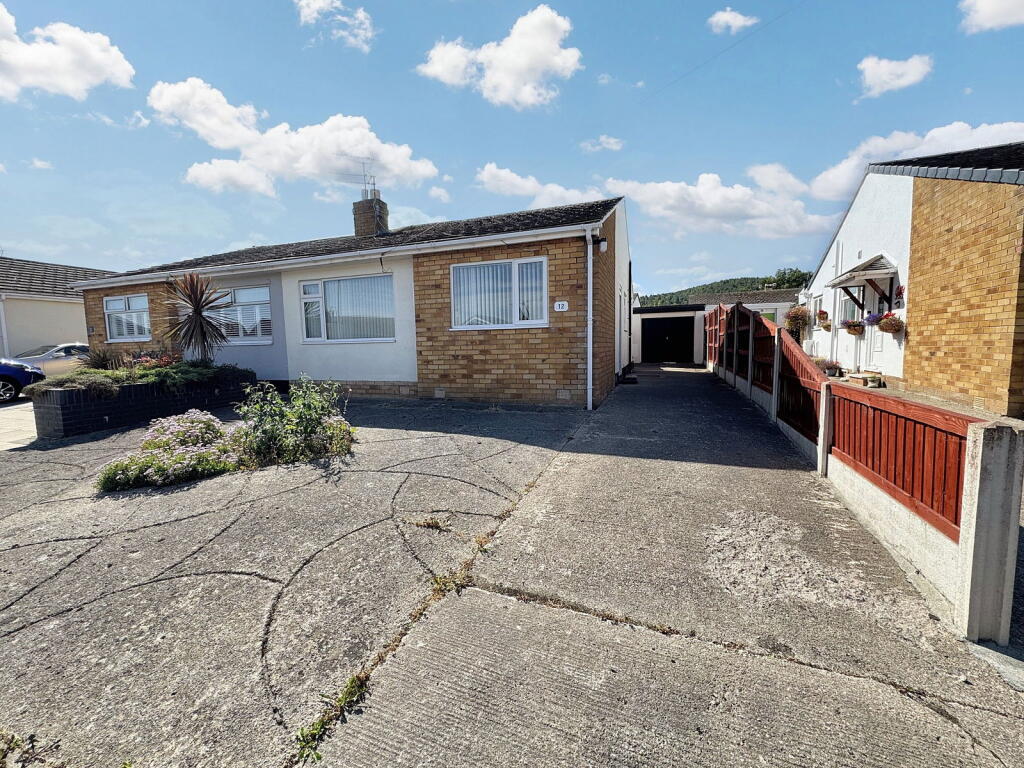 Main image of property: Lon Dinorben, Abergele, Conwy, LL22 7ES
