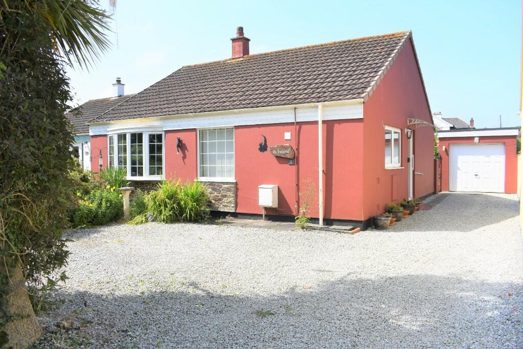 2 bedroom detached bungalow for sale in Illogan, TR15