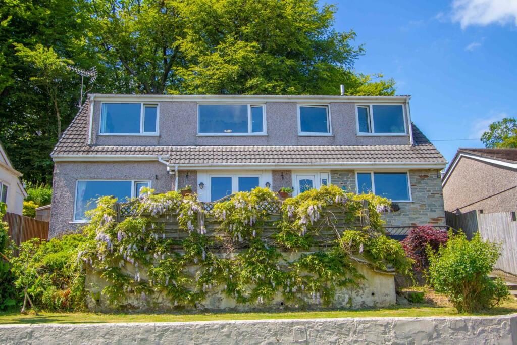 4 bedroom detached house for sale in Gunnislake, Cornwall, PL18