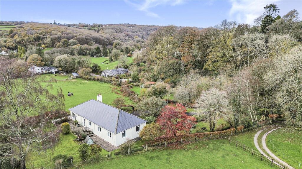 Main image of property: Hoo Meavy, Yelverton
