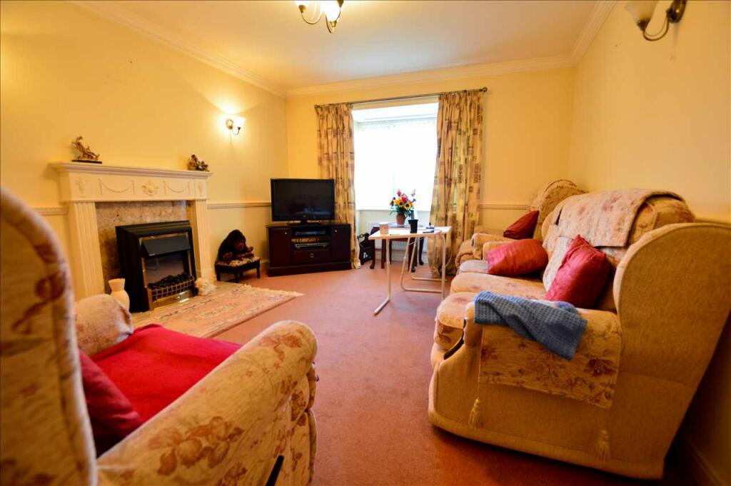 3 bedroom bungalow for sale in Golden Close, Anwick, NG34