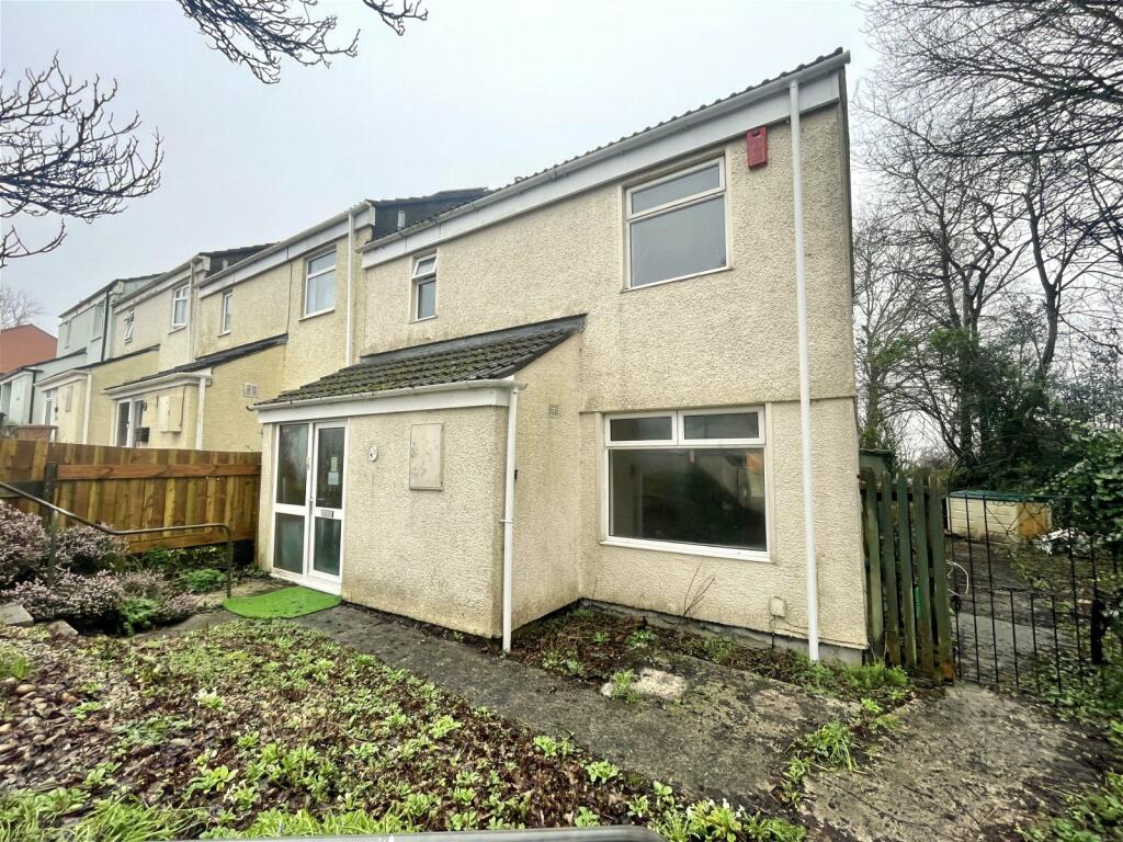 3 bedroom end of terrace house for sale in Yewdale Gardens, Estover