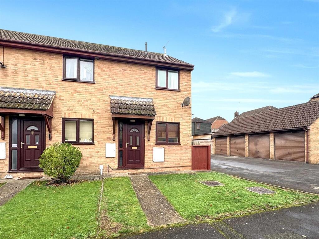 Main image of property: Dykes Mews, Chiseldon, Swindon