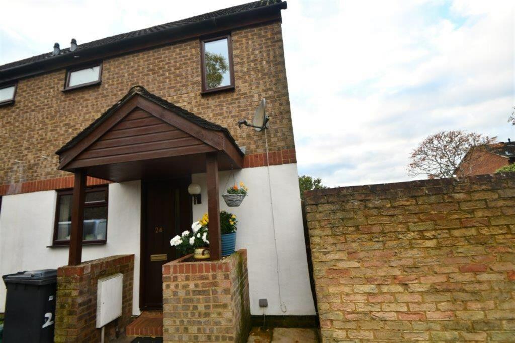 1 bedroom house for rent in 1 bedroom End Of Terrace House in Burpham, GU4