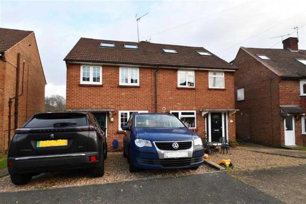 Main image of property: 4 bedroom Semi-Detached House in Godalming