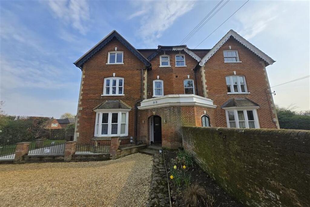 Main image of property: 2 bedroom Top Floor Apartment in Godalming
