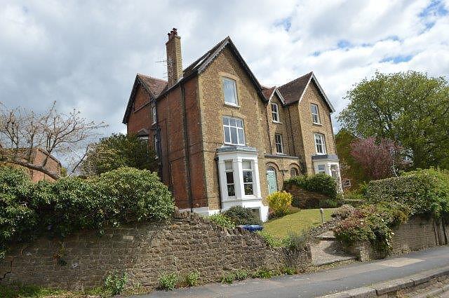 Main image of property: 1 bedroom Ground Floor Apartment in Godalming