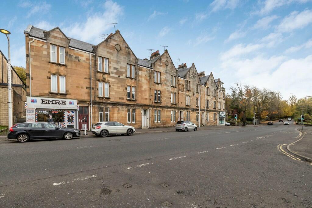 2 bedroom ground floor flat for sale in Main Street, Thornliebank