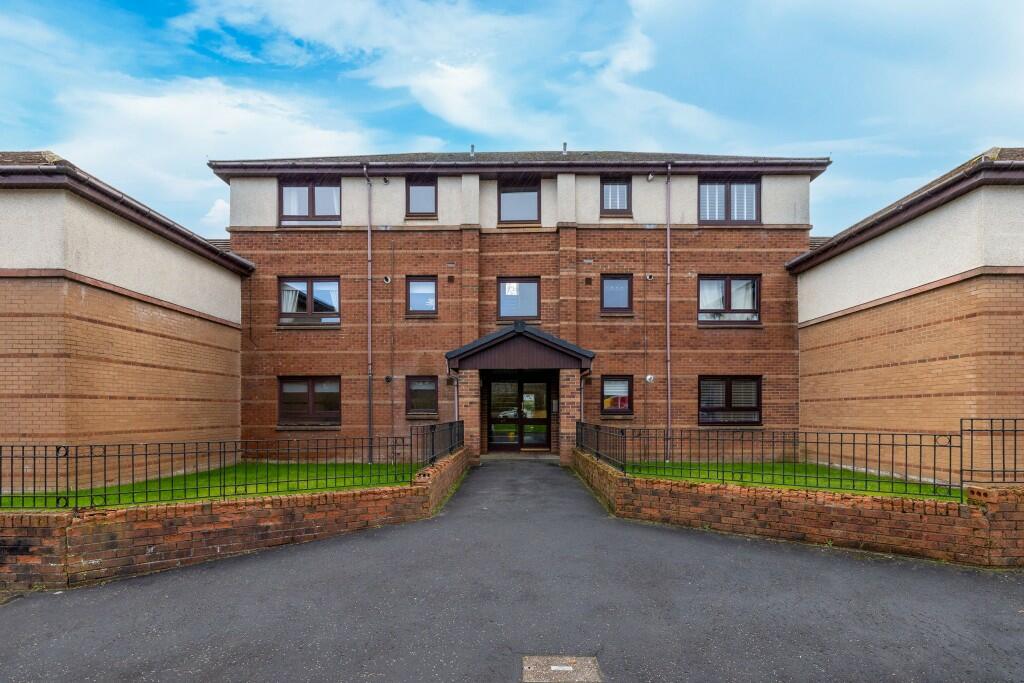 2 bedroom ground floor flat for sale in 49a Blackbyres Court, Barrhead
