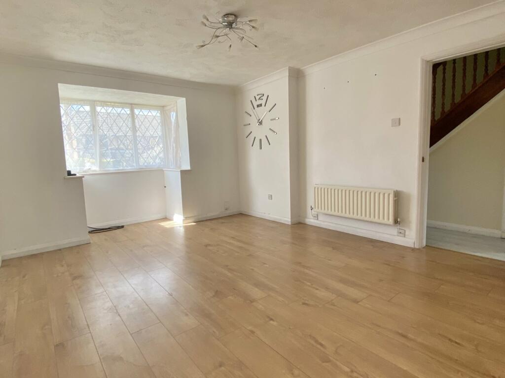 4 bedroom detached house for sale in Sheridan Way, Wokingham, Berkshire