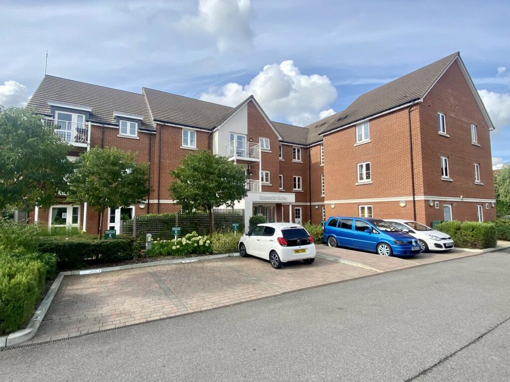 1 bedroom apartment for sale in Wellington Road, Wokingham, Berkshire, RG40