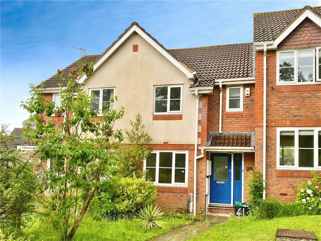 2 bedroom terraced house for sale in Twycross Road, Wokingham