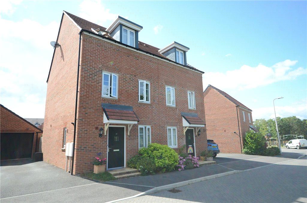 3 bedroom semidetached house for sale in Ifould Crescent, Wokingham