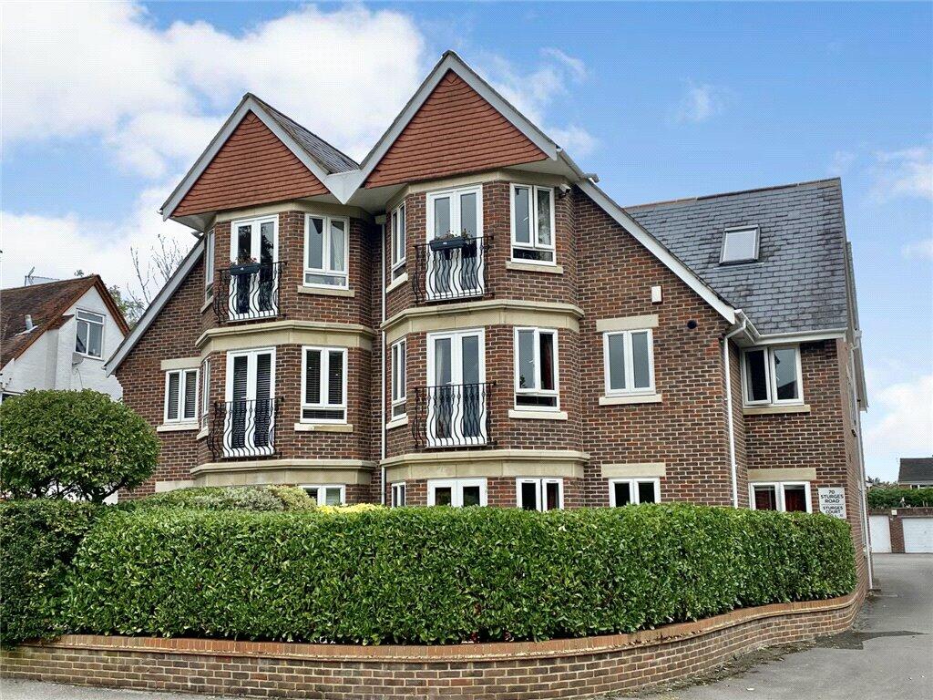 2 bedroom apartment for sale in Sturges Road, Wokingham, Berkshire, RG40