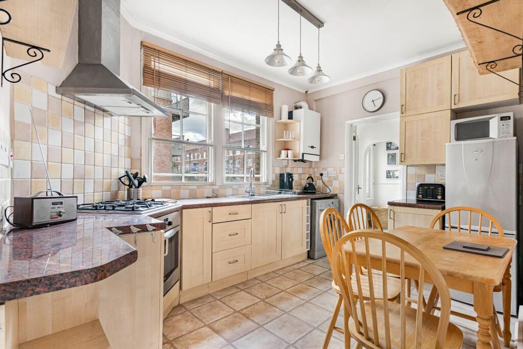 Main image of property: Lomond Grove, London, SE5