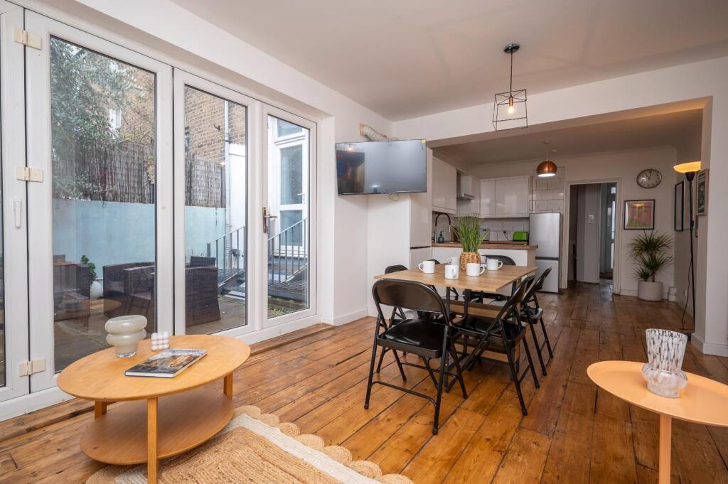 Main image of property: Crofton Road, London, SE5