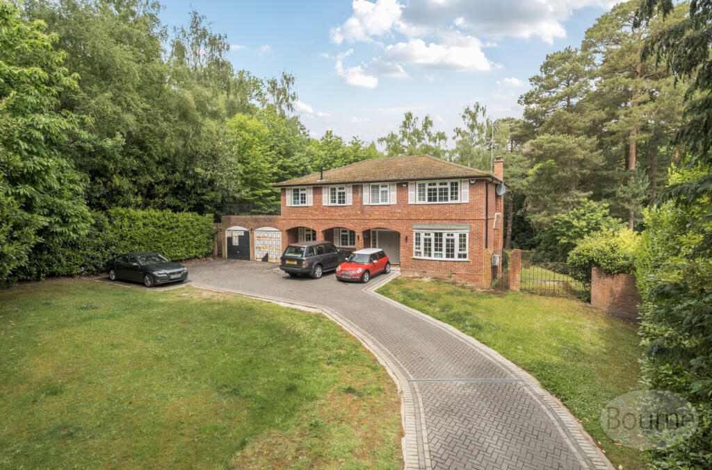 Main image of property: Beech Close Court, Cobham, Surrey, KT11