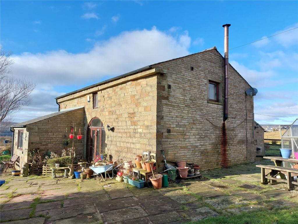 3 bedroom detached house for sale in Tong Lane, Bacup, Lancashire, OL13