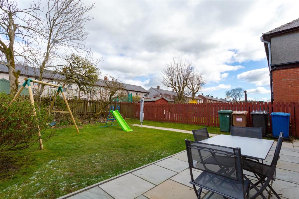3 bedroom semidetached house for sale in Broadway, Haslingden