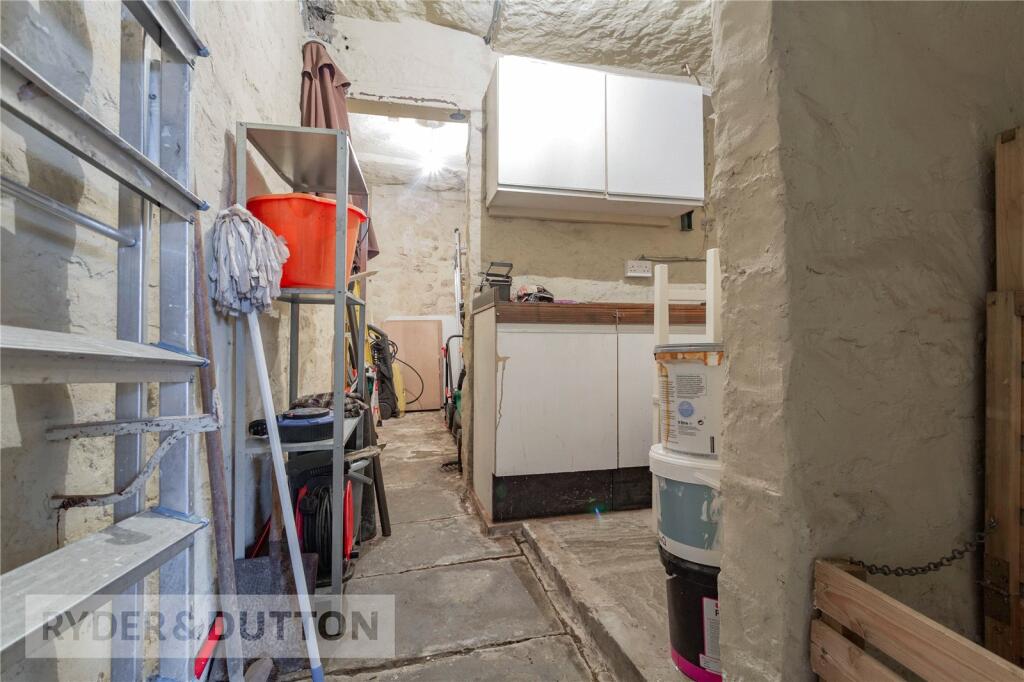 3 bedroom terraced house for sale in Bury Road, Edenfield, Ramsbottom