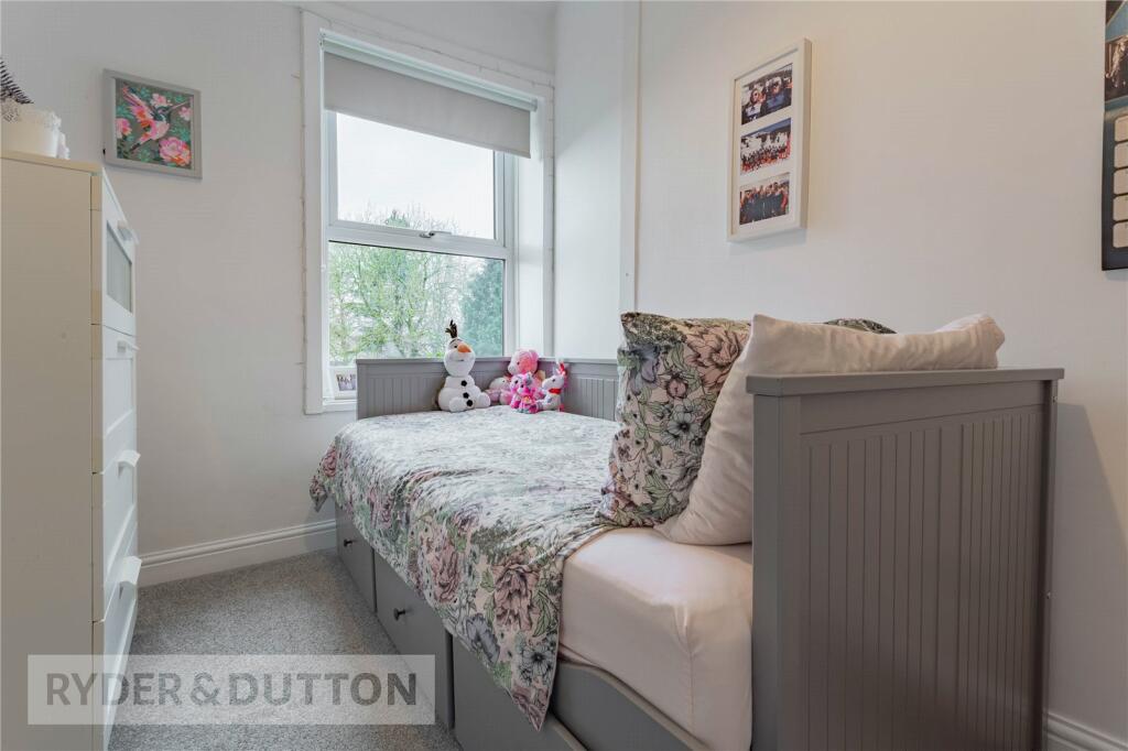 3 bedroom terraced house for sale in Bury Road, Edenfield, Ramsbottom