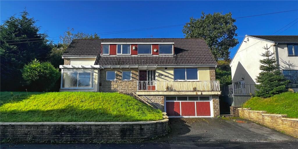 4 bedroom detached house for sale in Rising Bridge Road, Haslingden
