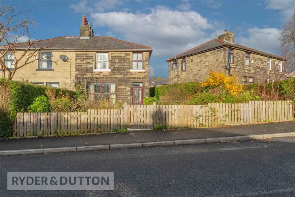 3 bedroom semidetached house for sale in Grange Road, Rawtenstall