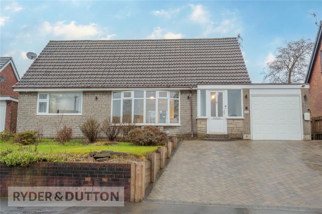 3 bedroom detached house for sale in Elizabeth Drive, Helmshore
