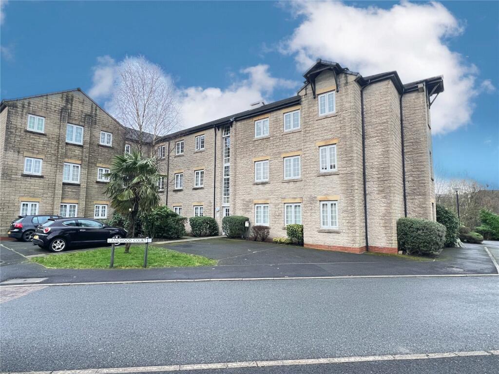 2 bedroom apartment for sale in Langwood Court, Haslingden, Rossendale, BB4