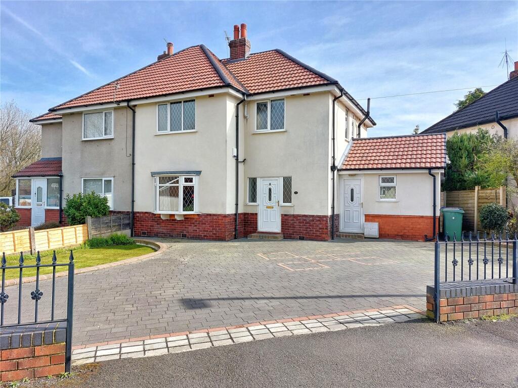 3 bedroom semidetached house for sale in Mansfield Avenue, Ramsbottom