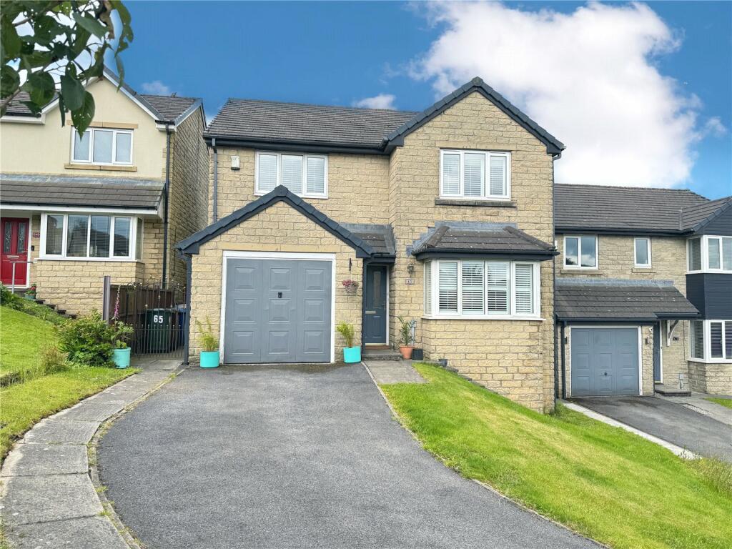 4 bedroom detached house for sale in Goodshaw Avenue North, Loveclough