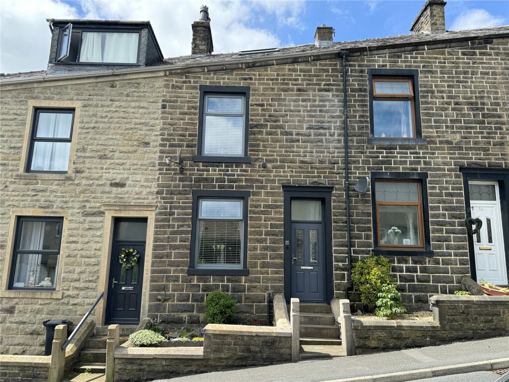 2 bedroom terraced house for sale in Schofield Road, Rawtenstall
