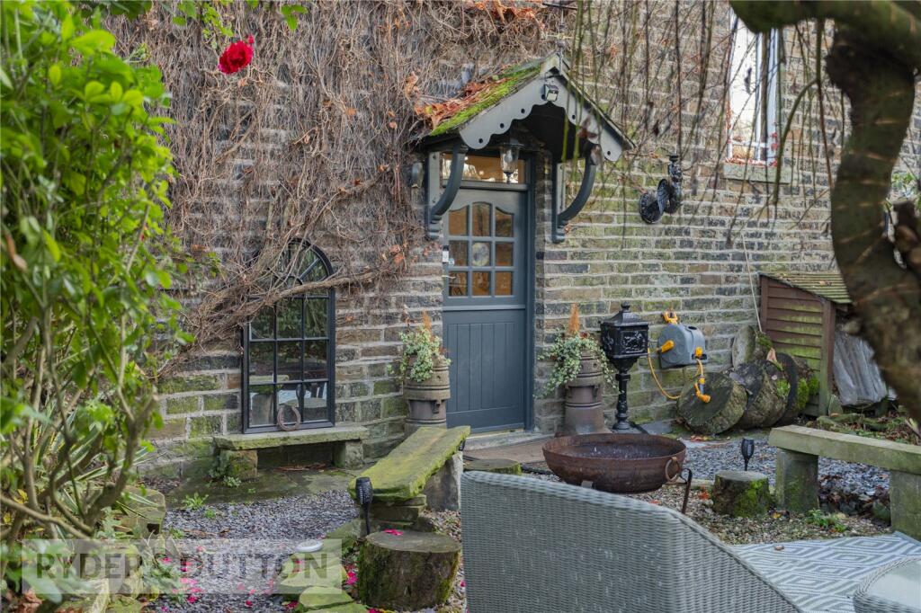 Additional property image - Springhill, Rossendale, BB4