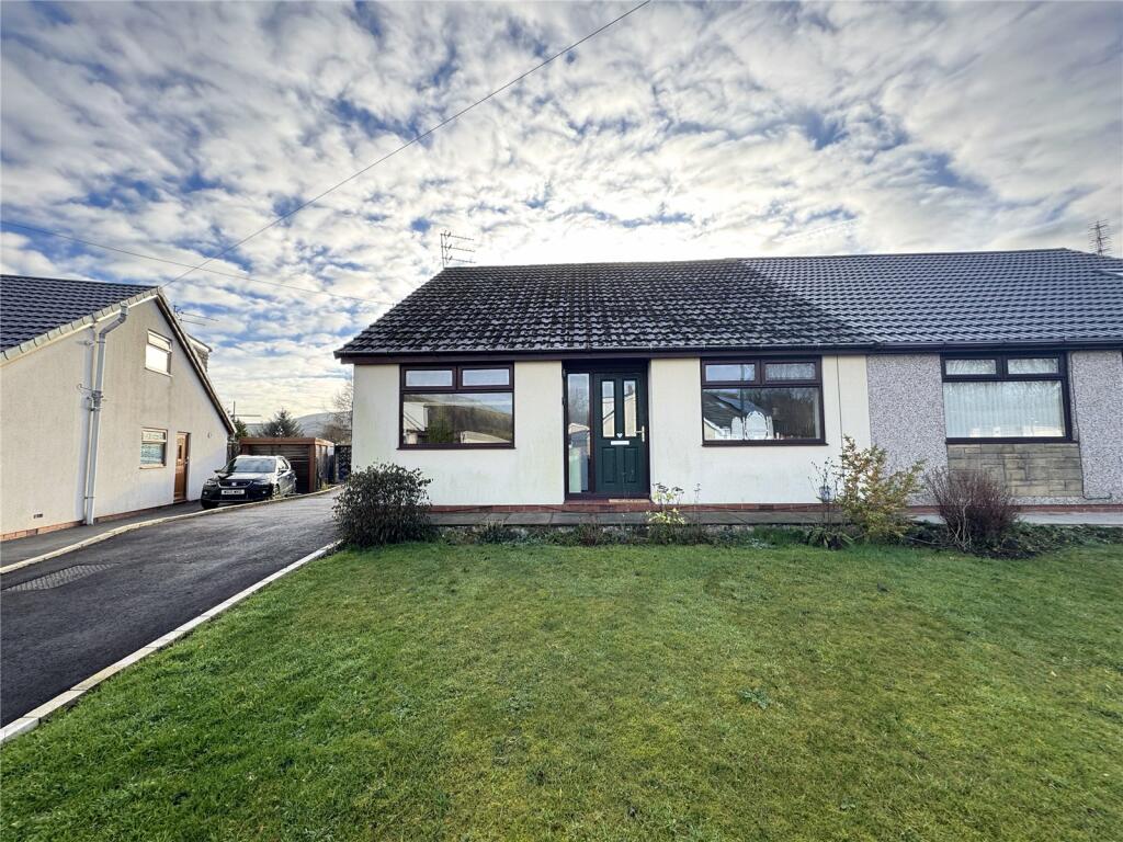 Additional property image - Hurst Crescent, Rawtenstall, Rossendale, BB4